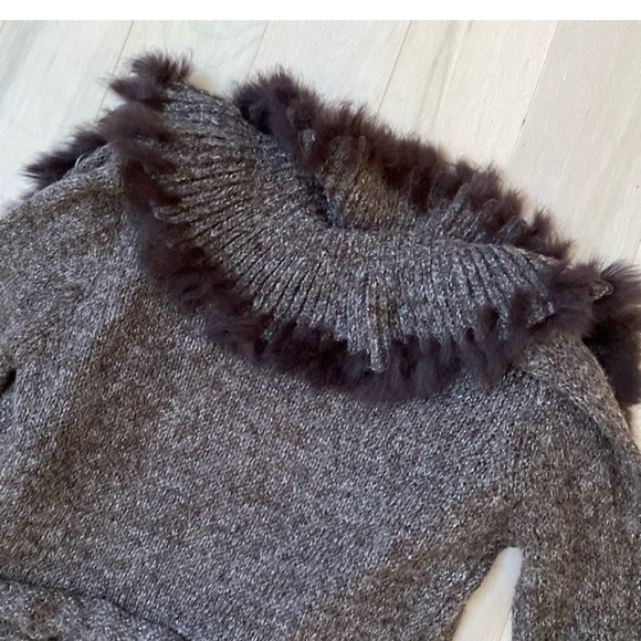 Tempo Paris Brown Rabbit Fur Trim Long Snap Sweater Coat s M/L worn once Cute! - Picture 6 of 9